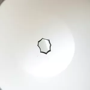 Uszczerbione lustro jak naprawić